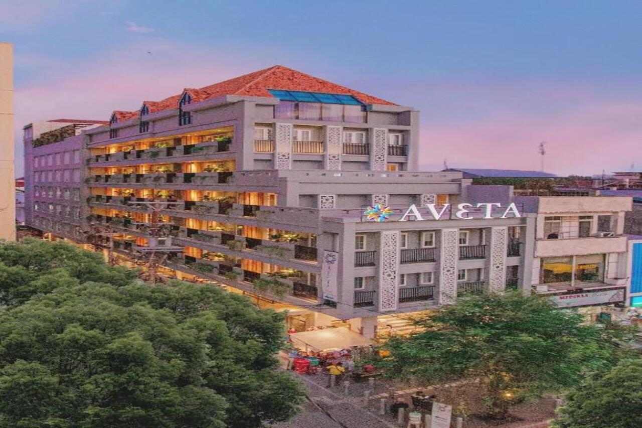 Aveta Hotel Malioboro Yogyakarta Exterior foto