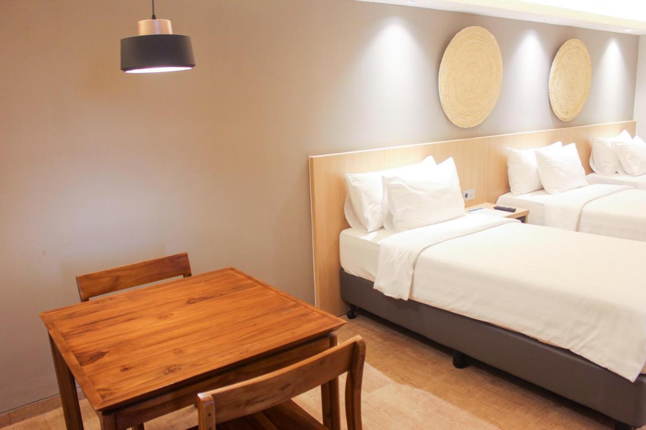 Aveta Hotel Malioboro Yogyakarta Exterior foto